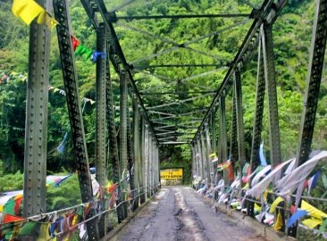 Darjeeling –Gangtok Classic  6N7D Tour Package  ( Darjeeling 3N  Gangtok 3N)